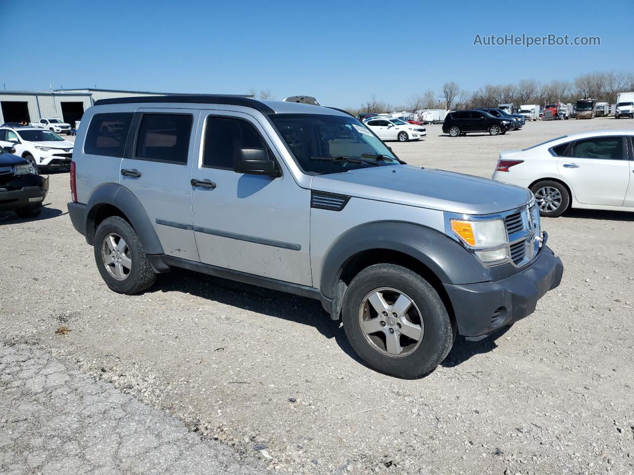 2008 Dodge Nitro Sxt Silver vin: 1D8GU28K78W153960