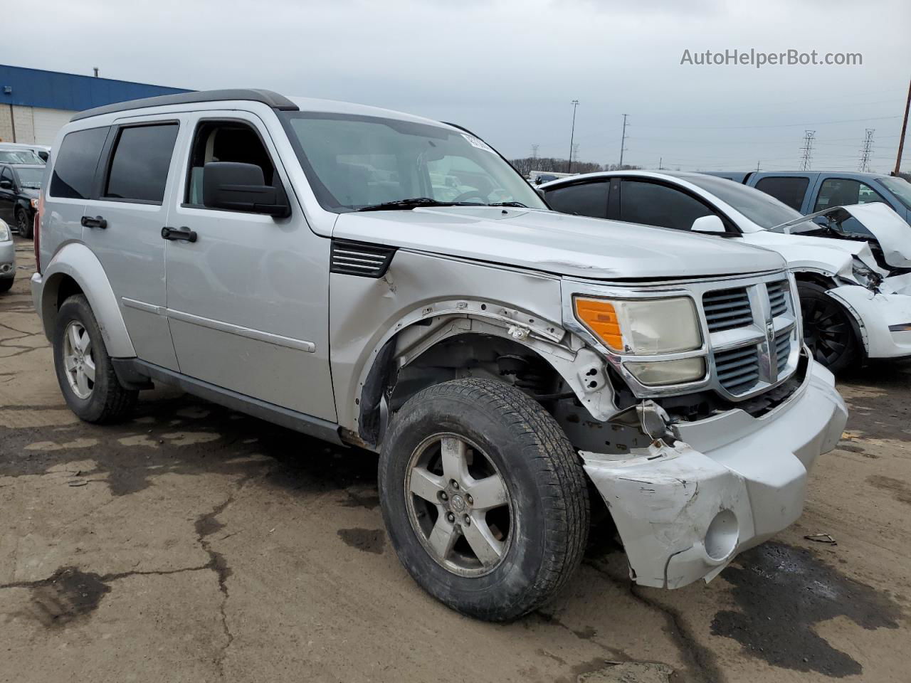 2008 Dodge Nitro Sxt Silver vin: 1D8GU28K88W128386