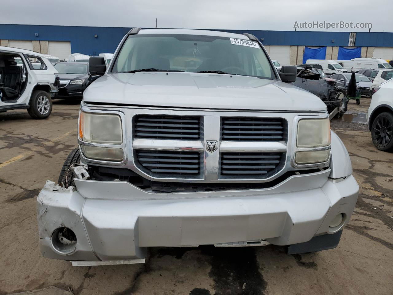 2008 Dodge Nitro Sxt Silver vin: 1D8GU28K88W128386