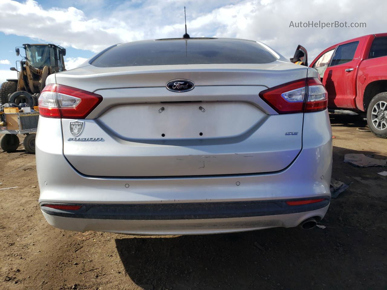 2014 Ford Fusion Se Серебряный vin: 1FA6P0H71E5400639