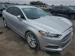 2015 Ford Fusion Se Серебряный vin: 1FA6P0H78F5104292