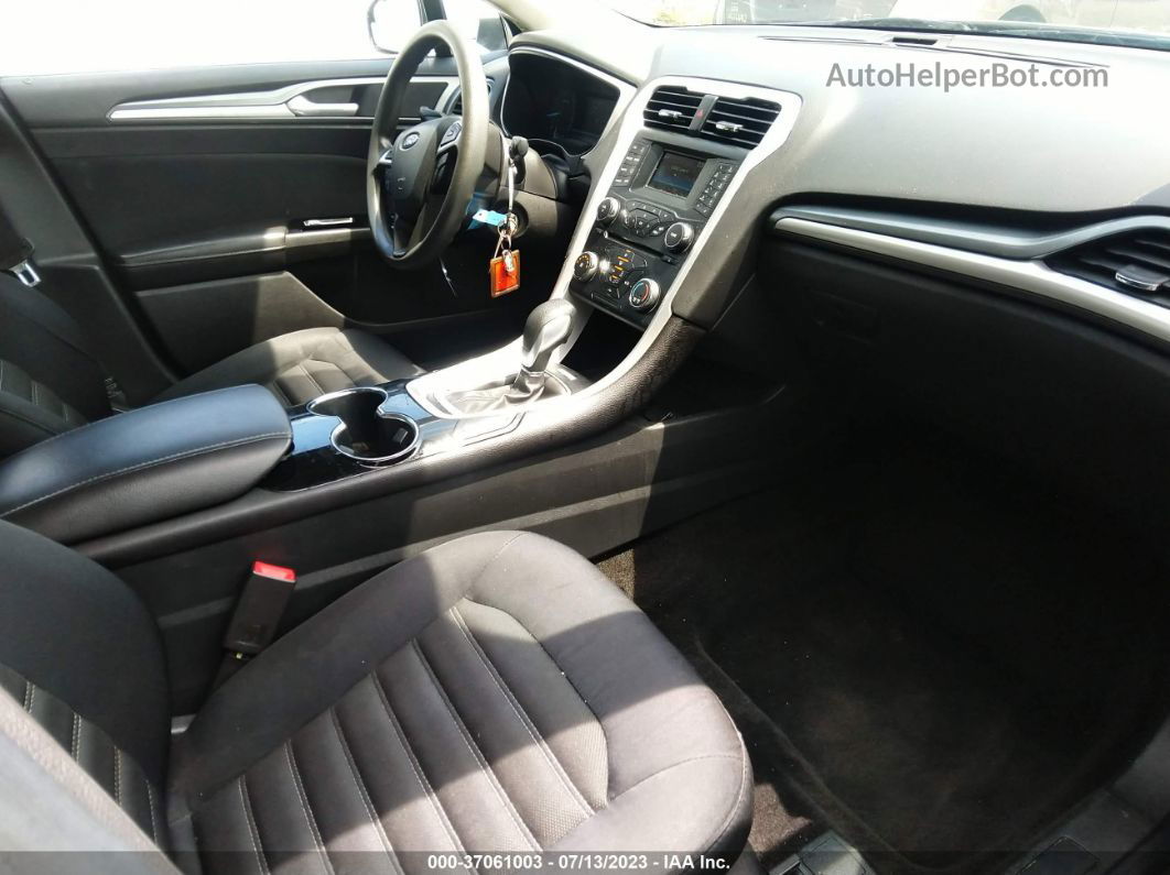 2014 Ford Fusion Se Серебряный vin: 1FA6P0HD1E5399952