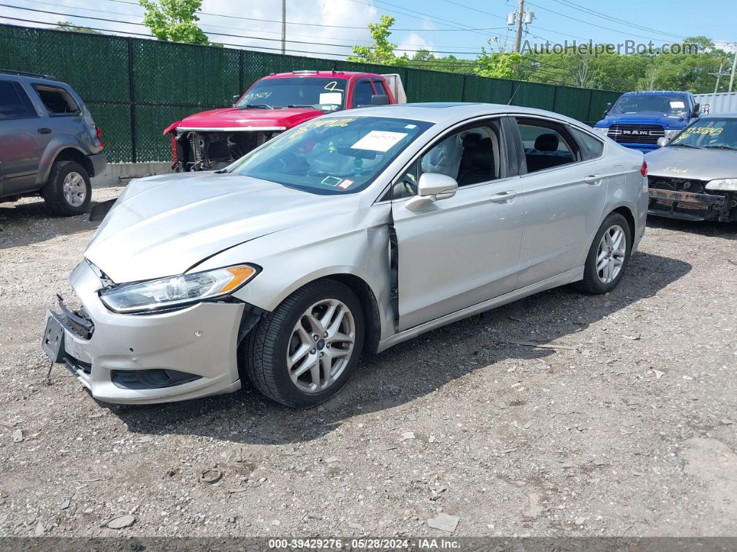 2015 Ford Fusion Se Серебряный vin: 1FA6P0HD6F5125048