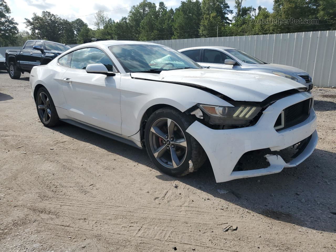 2015 Ford Mustang  White vin: 1FA6P8AM0F5330681