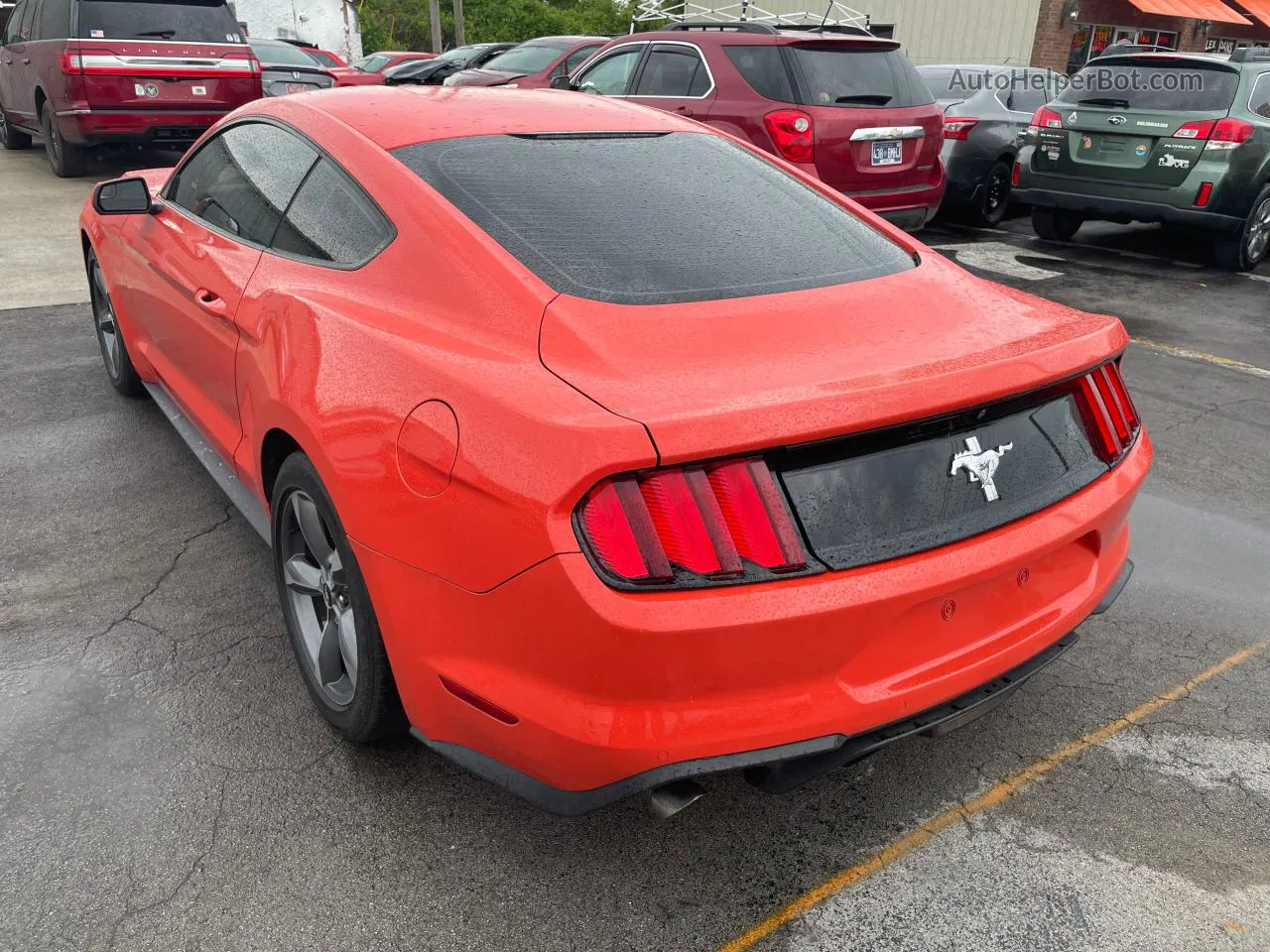 2015 Ford Mustang  Оранжевый vin: 1FA6P8AM0F5431056