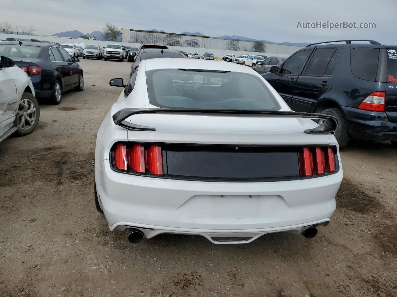 2015 Ford Mustang White vin: 1FA6P8AM2F5339706