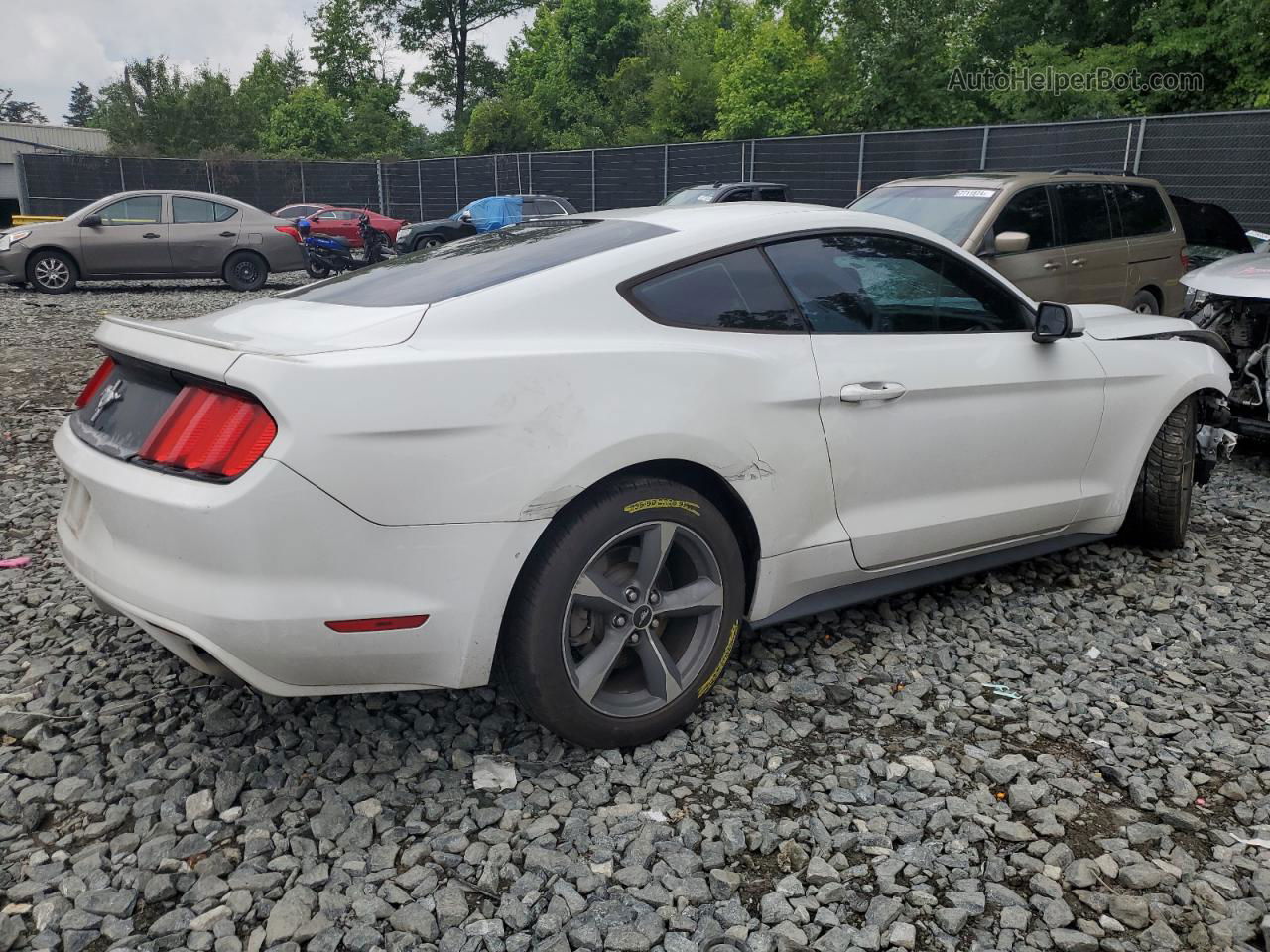 2015 Ford Mustang  White vin: 1FA6P8AM3F5306858