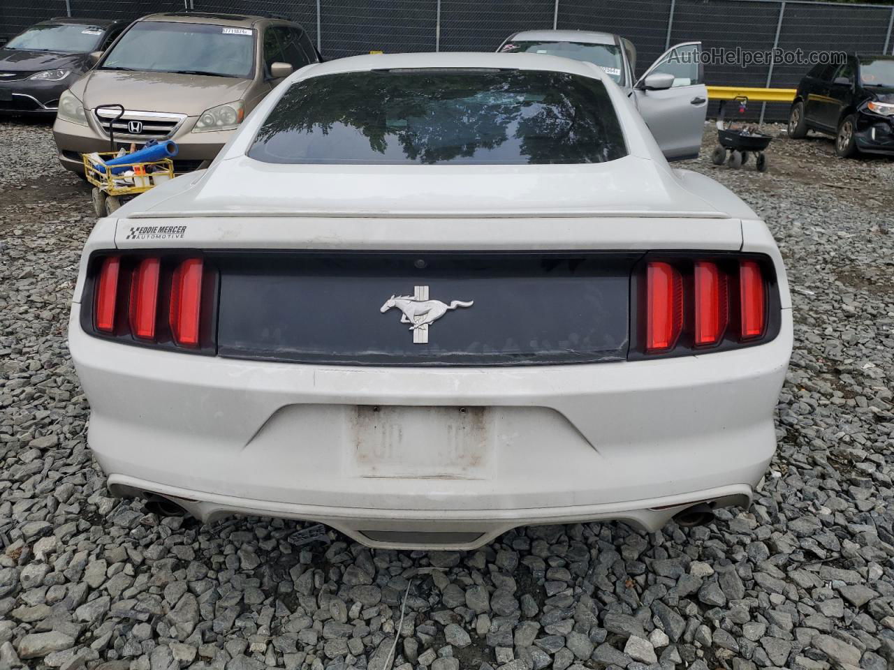 2015 Ford Mustang  Белый vin: 1FA6P8AM3F5306858