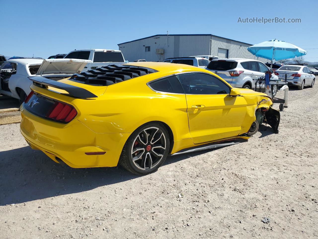 2015 Ford Mustang  Yellow vin: 1FA6P8AM4F5364204