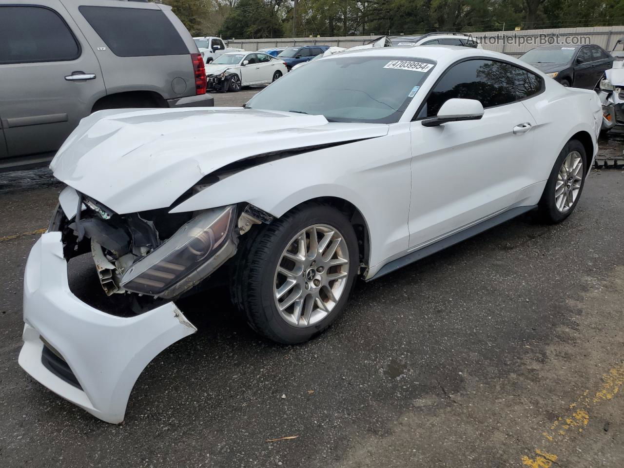 2016 Ford Mustang  White vin: 1FA6P8AM4G5291885