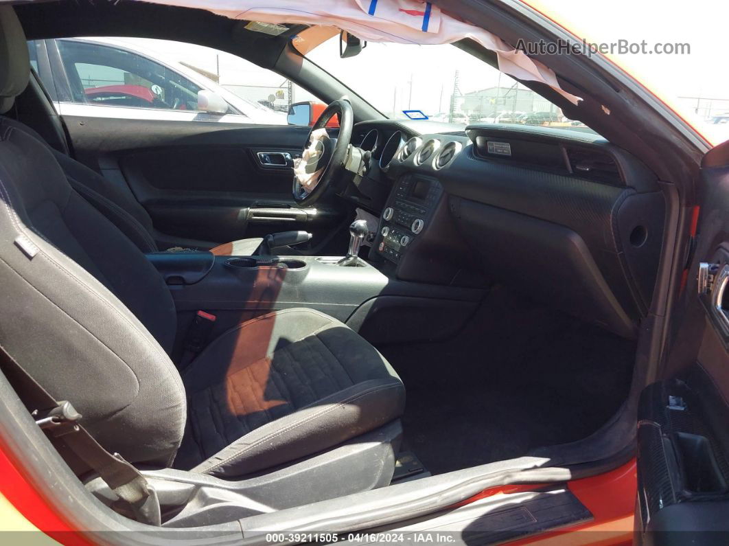 2015 Ford Mustang V6 Оранжевый vin: 1FA6P8AM5F5350232