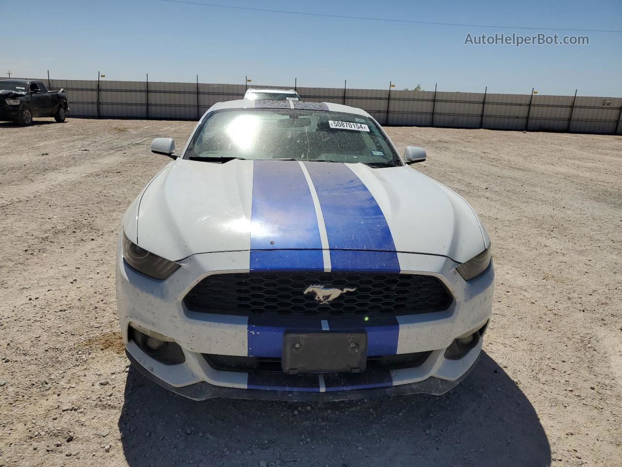 2015 Ford Mustang White vin: 1FA6P8AM6F5314081