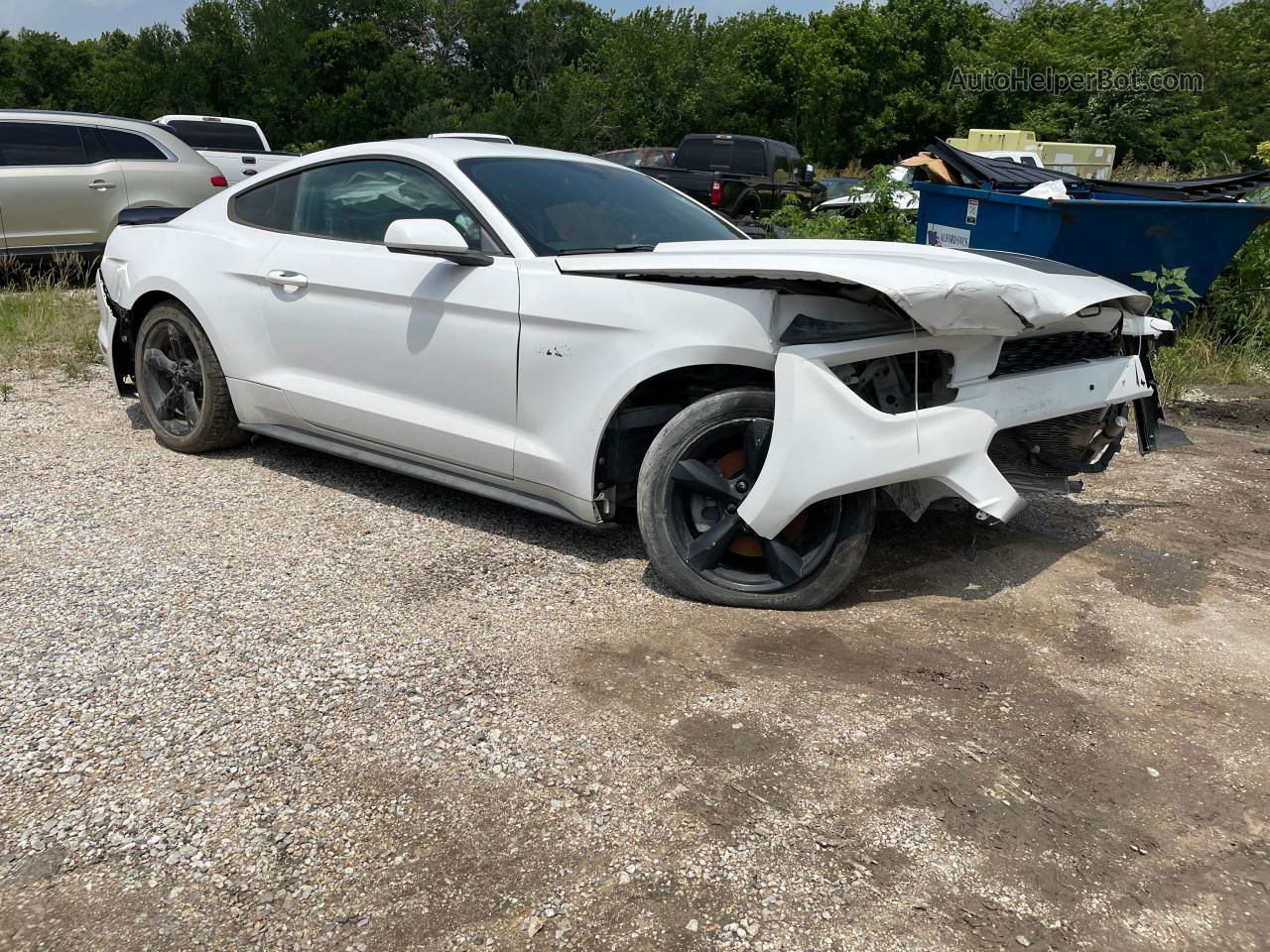 2015 Ford Mustang  White vin: 1FA6P8AM6F5357660