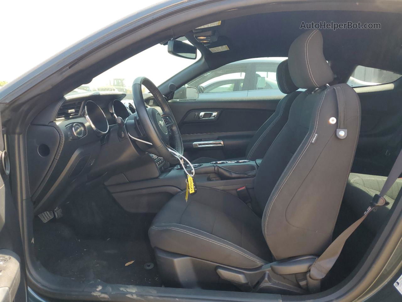 2015 Ford Mustang  Угольный vin: 1FA6P8AM7F5336199