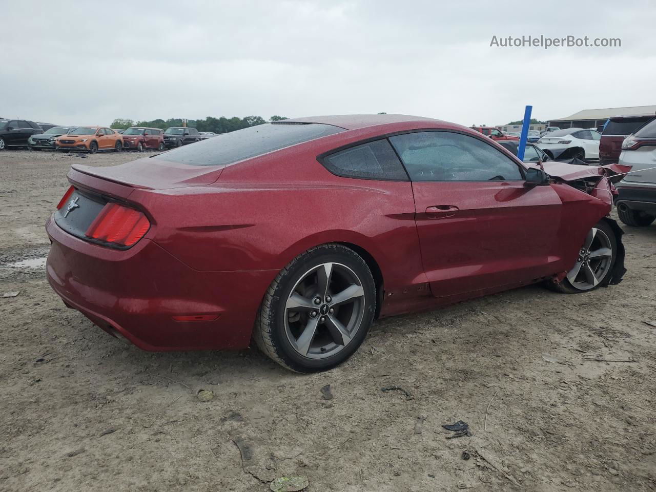 2015 Ford Mustang  Burgundy vin: 1FA6P8AM9F5353683