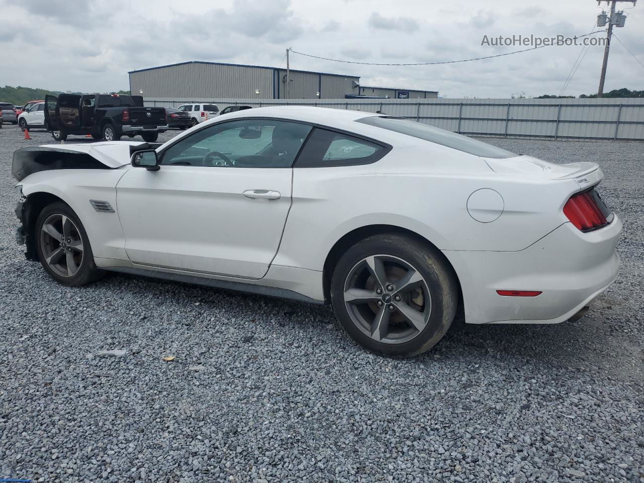 2016 Ford Mustang  White vin: 1FA6P8AM9G5292403