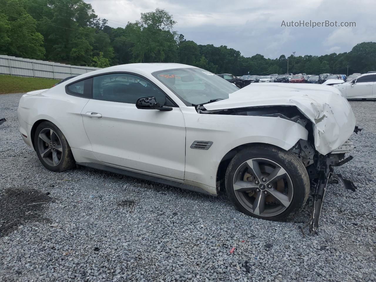 2016 Ford Mustang  White vin: 1FA6P8AM9G5292403