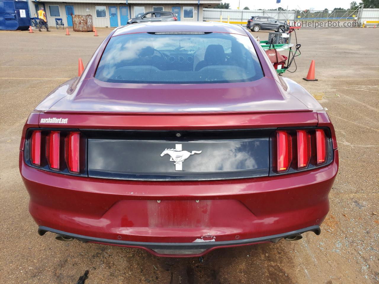 2016 Ford Mustang  Red vin: 1FA6P8AMXG5242108