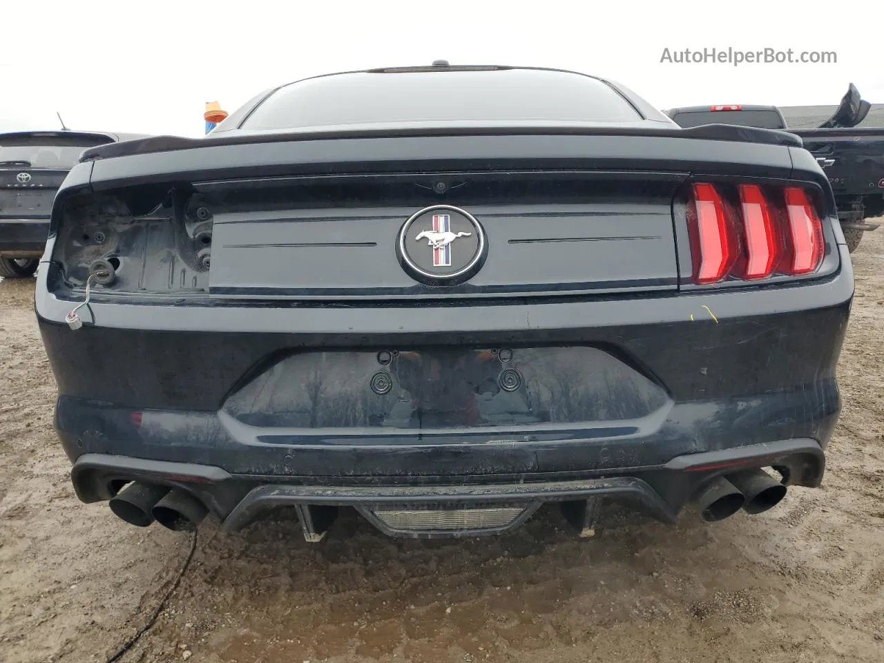 2020 Ford Mustang Black vin: 1FA6P8TD1L5102987