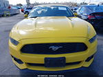 2015 Ford Mustang Ecoboost Желтый vin: 1FA6P8TH0F5311418