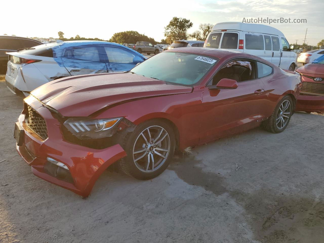 2016 Ford Mustang  Красный vin: 1FA6P8TH0G5201423