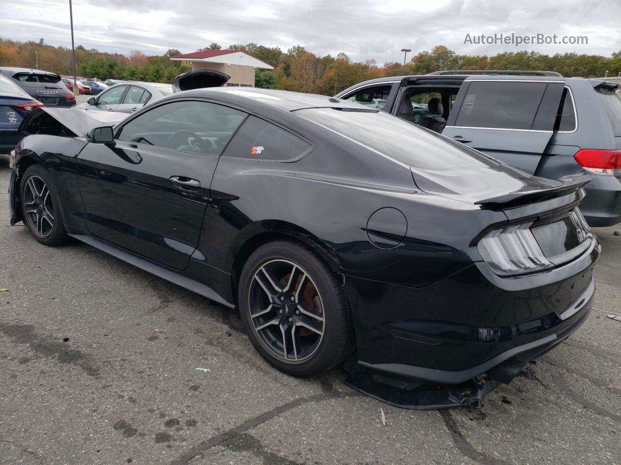 2020 Ford Mustang  Черный vin: 1FA6P8TH0L5111652