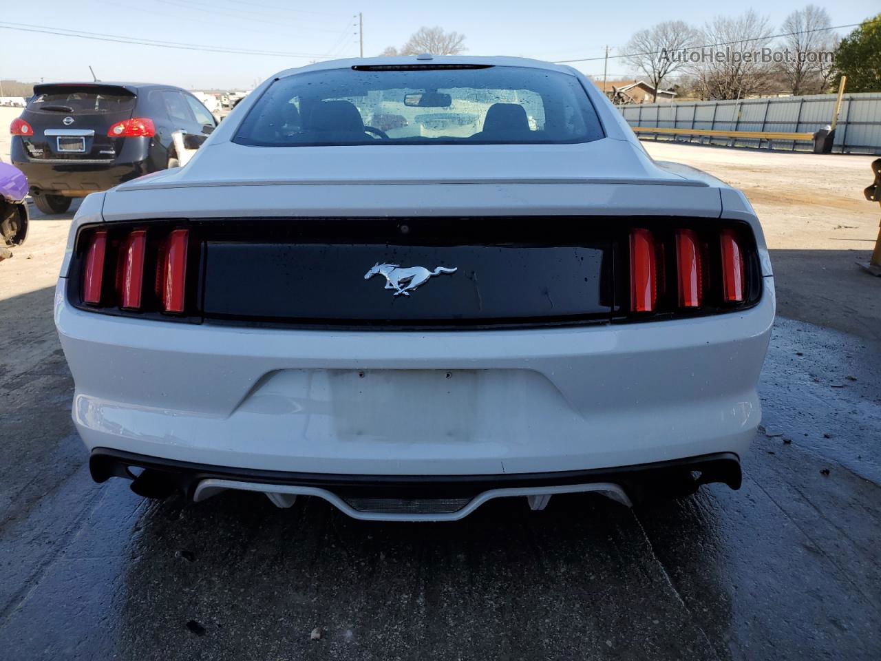 2016 Ford Mustang  Белый vin: 1FA6P8TH2G5219910