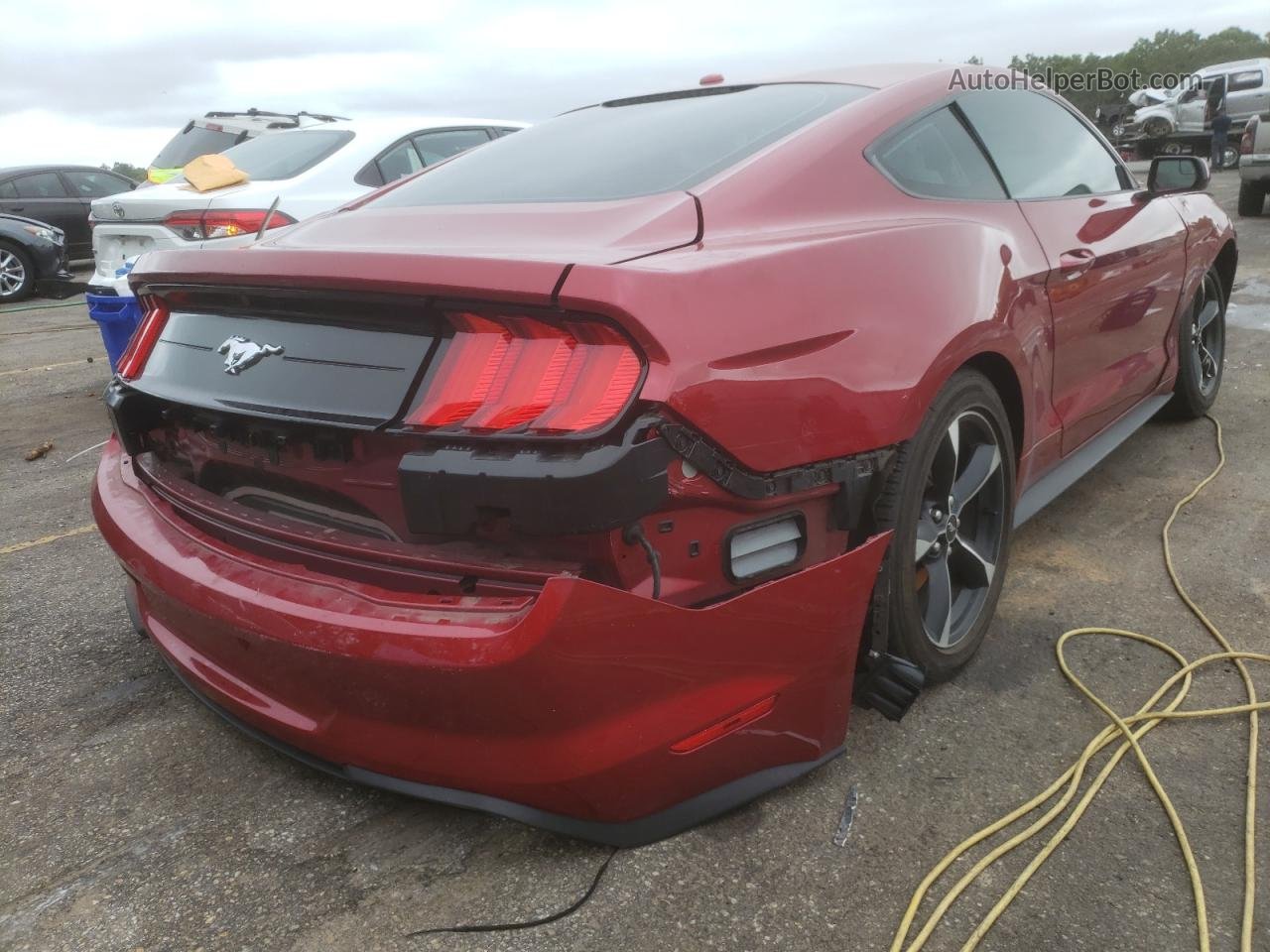 2020 Ford Mustang  Burgundy vin: 1FA6P8TH2L5126539