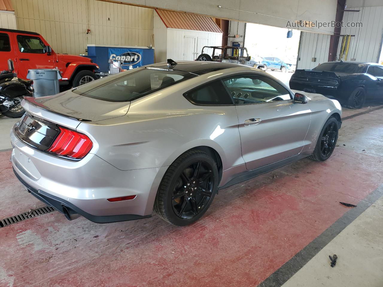 2020 Ford Mustang  Silver vin: 1FA6P8TH2L5158102