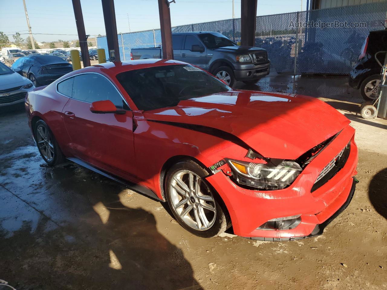 2016 Ford Mustang  Red vin: 1FA6P8TH3G5271868