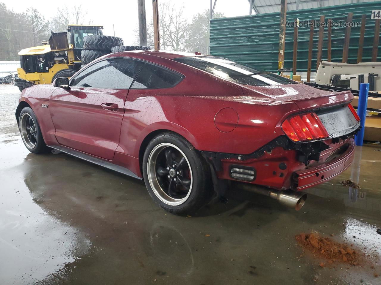 2015 Ford Mustang  Burgundy vin: 1FA6P8TH4F5330909