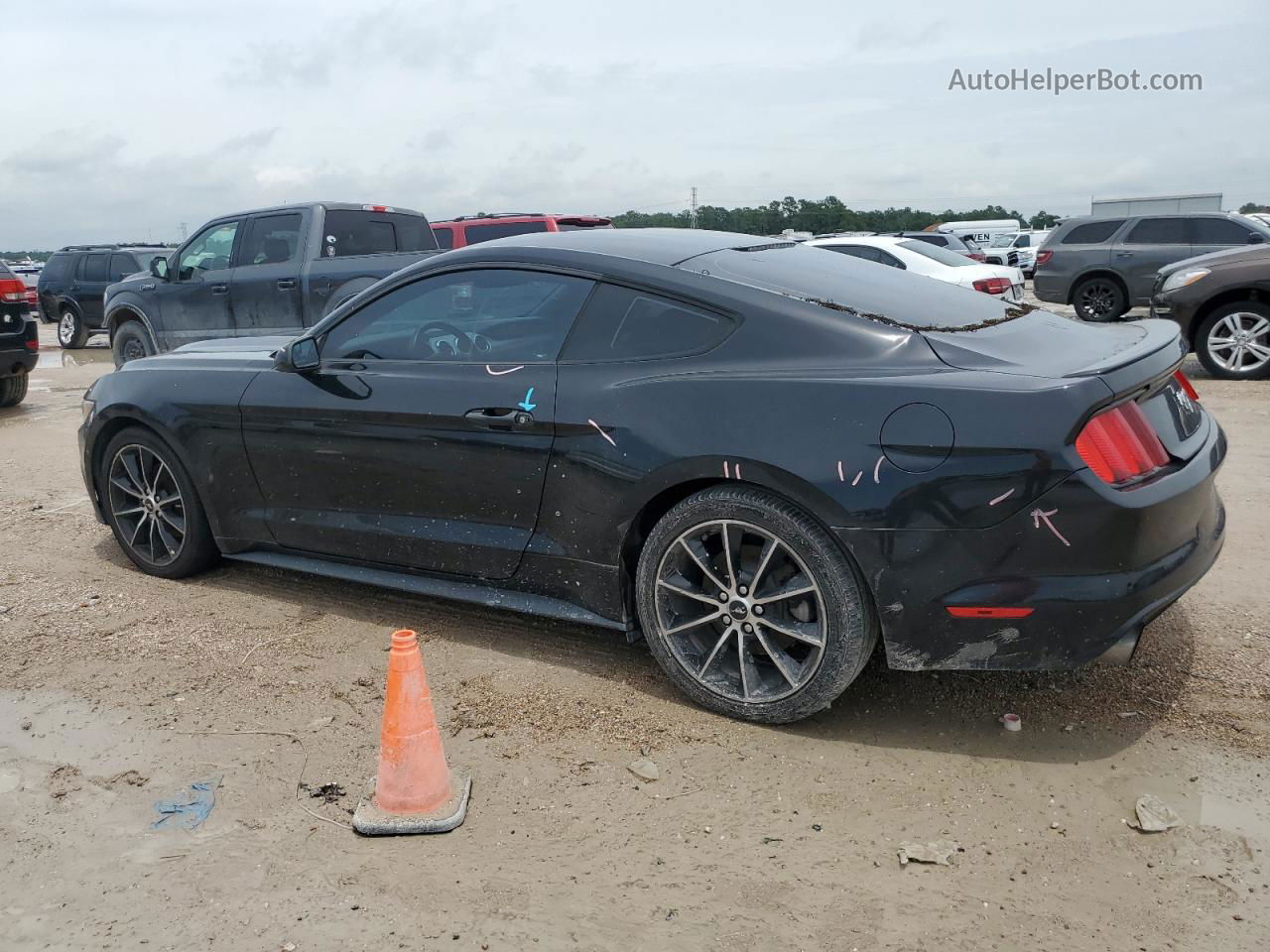 2016 Ford Mustang  Черный vin: 1FA6P8TH5G5225216