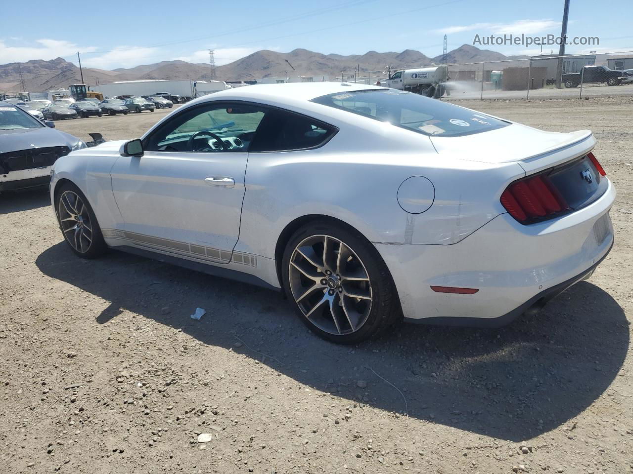 2016 Ford Mustang  White vin: 1FA6P8TH5G5226141