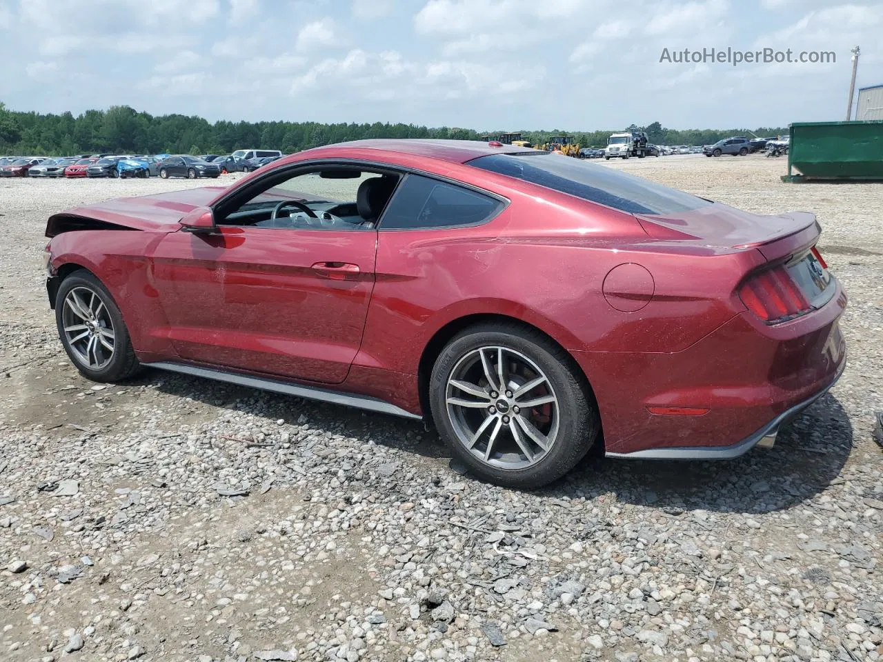 2015 Ford Mustang  Red vin: 1FA6P8TH6F5318132