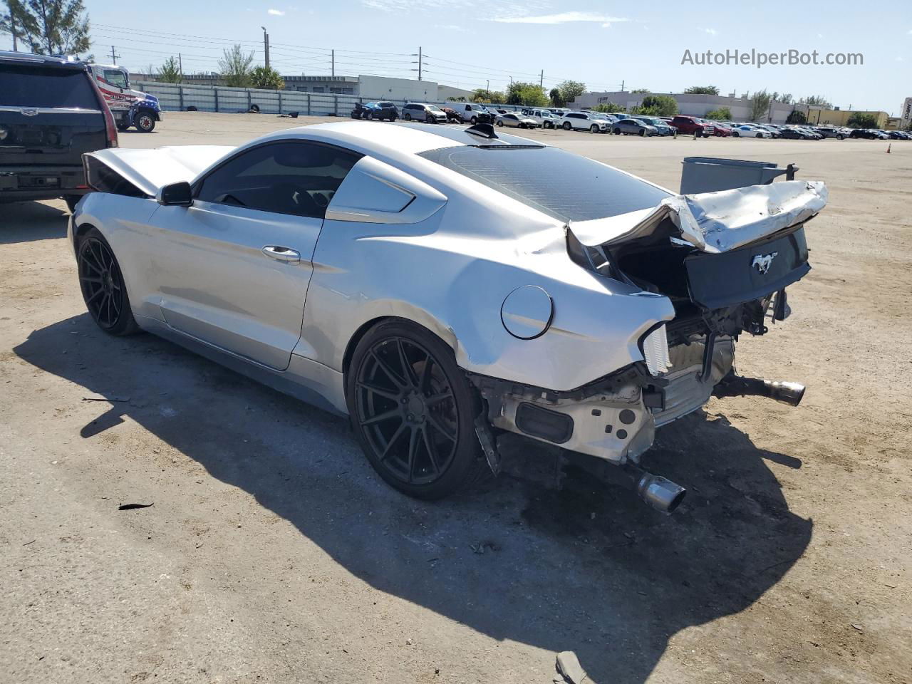 2015 Ford Mustang  Silver vin: 1FA6P8TH6F5323105