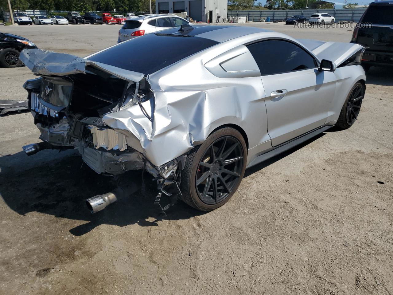 2015 Ford Mustang  Silver vin: 1FA6P8TH6F5323105