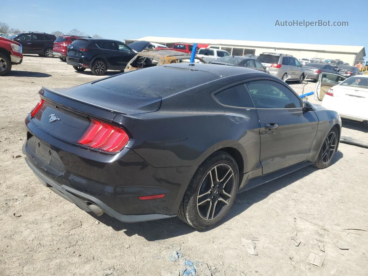 2020 Ford Mustang  Черный vin: 1FA6P8TH7L5117724