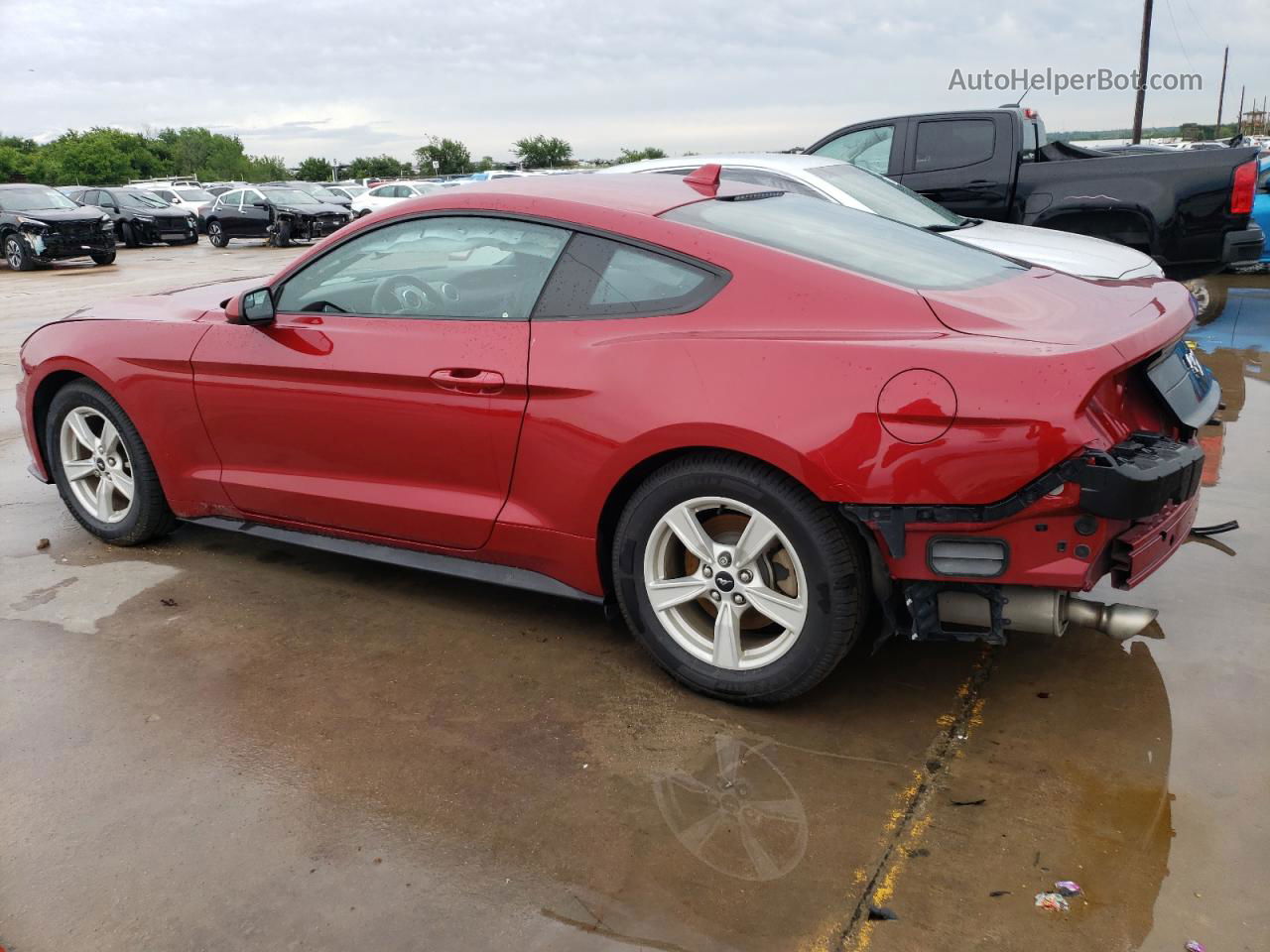 2020 Ford Mustang  Red vin: 1FA6P8TH7L5175736