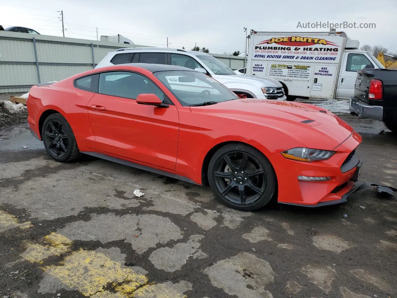 2020 Ford Mustang  Red vin: 1FA6P8TH8L5174305