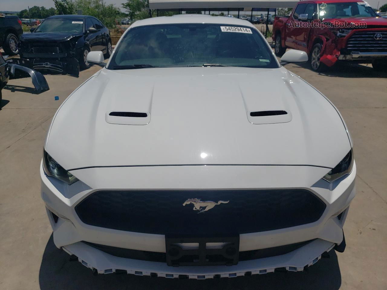 2020 Ford Mustang  White vin: 1FA6P8TH8L5181481