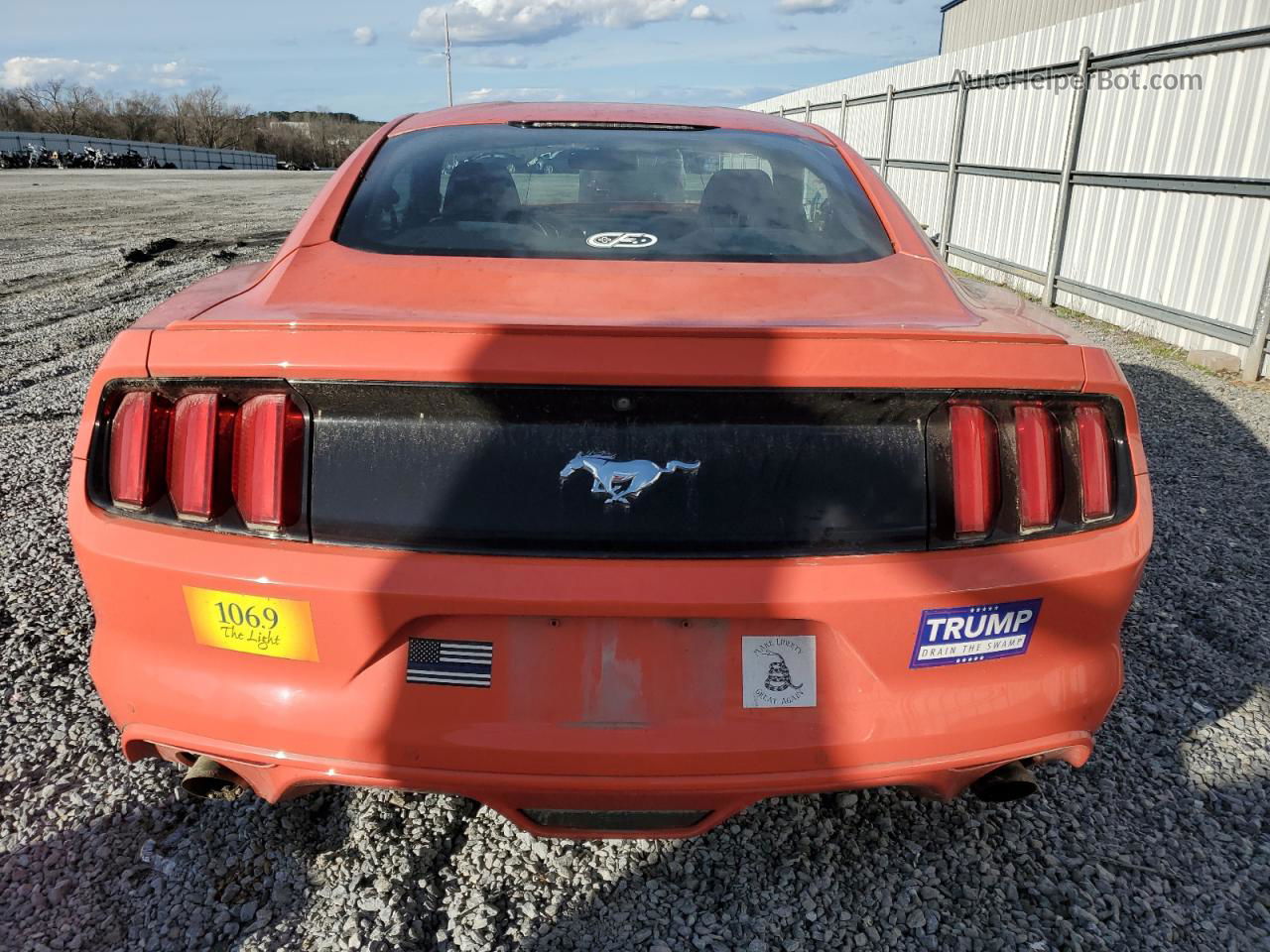 2015 Ford Mustang  Orange vin: 1FA6P8TH9F5340674