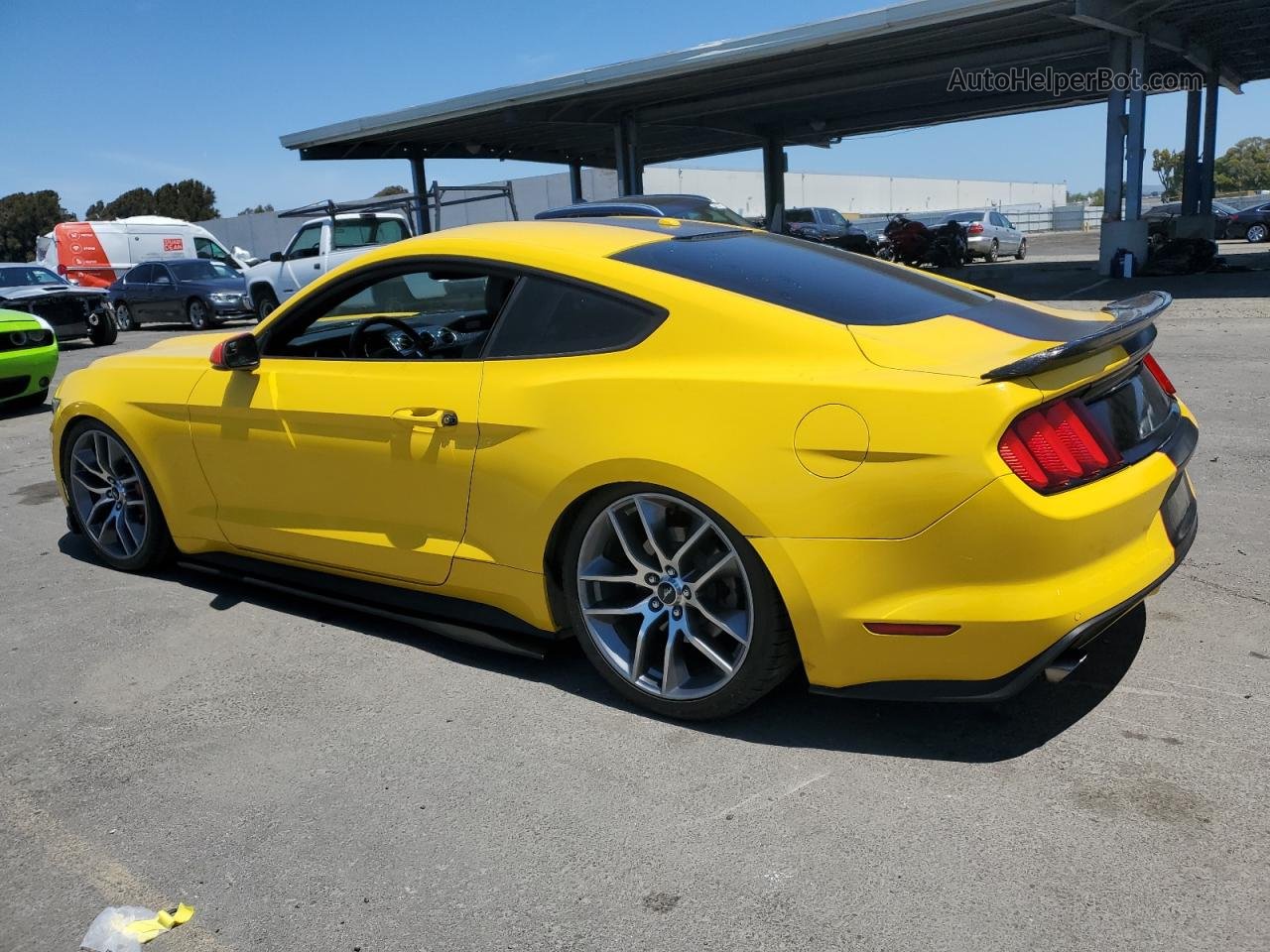 2015 Ford Mustang  Yellow vin: 1FA6P8TH9F5351822