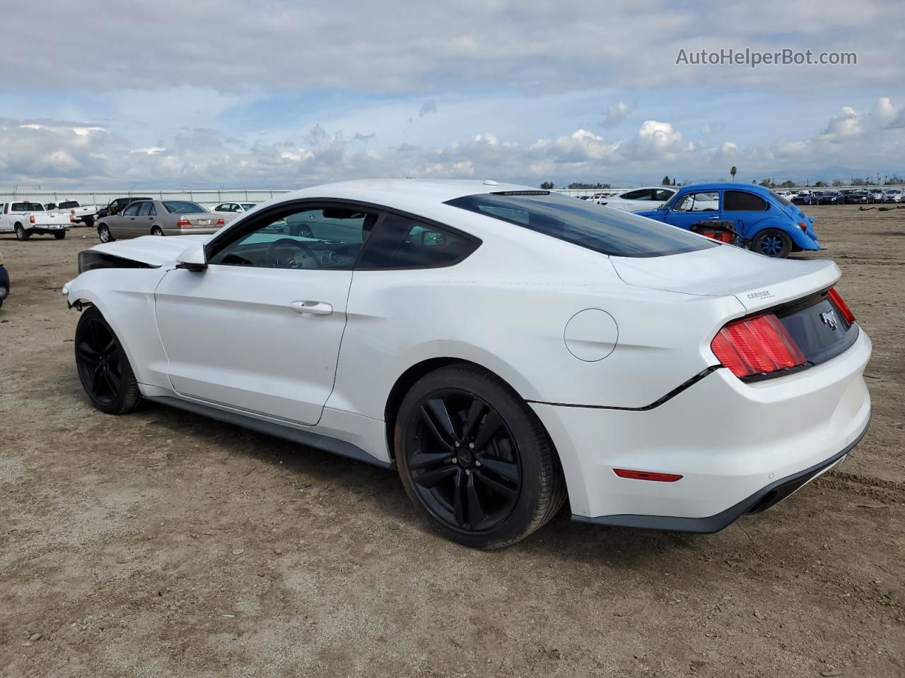 2015 Ford Mustang  White vin: 1FA6P8TH9F5376543
