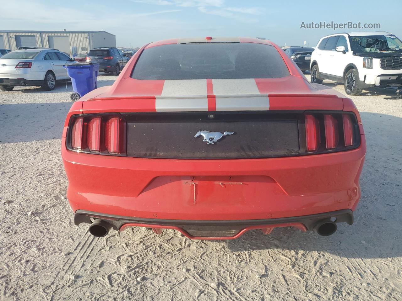 2016 Ford Mustang  Красный vin: 1FA6P8THXG5256249