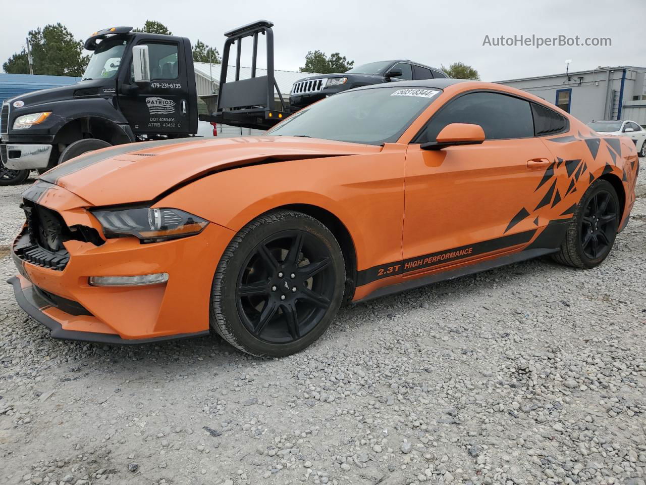 2020 Ford Mustang  Оранжевый vin: 1FA6P8THXL5103784