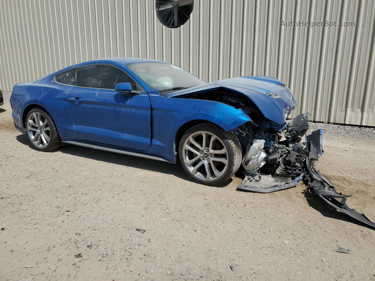 2020 Ford Mustang  Blue vin: 1FA6P8THXL5118141