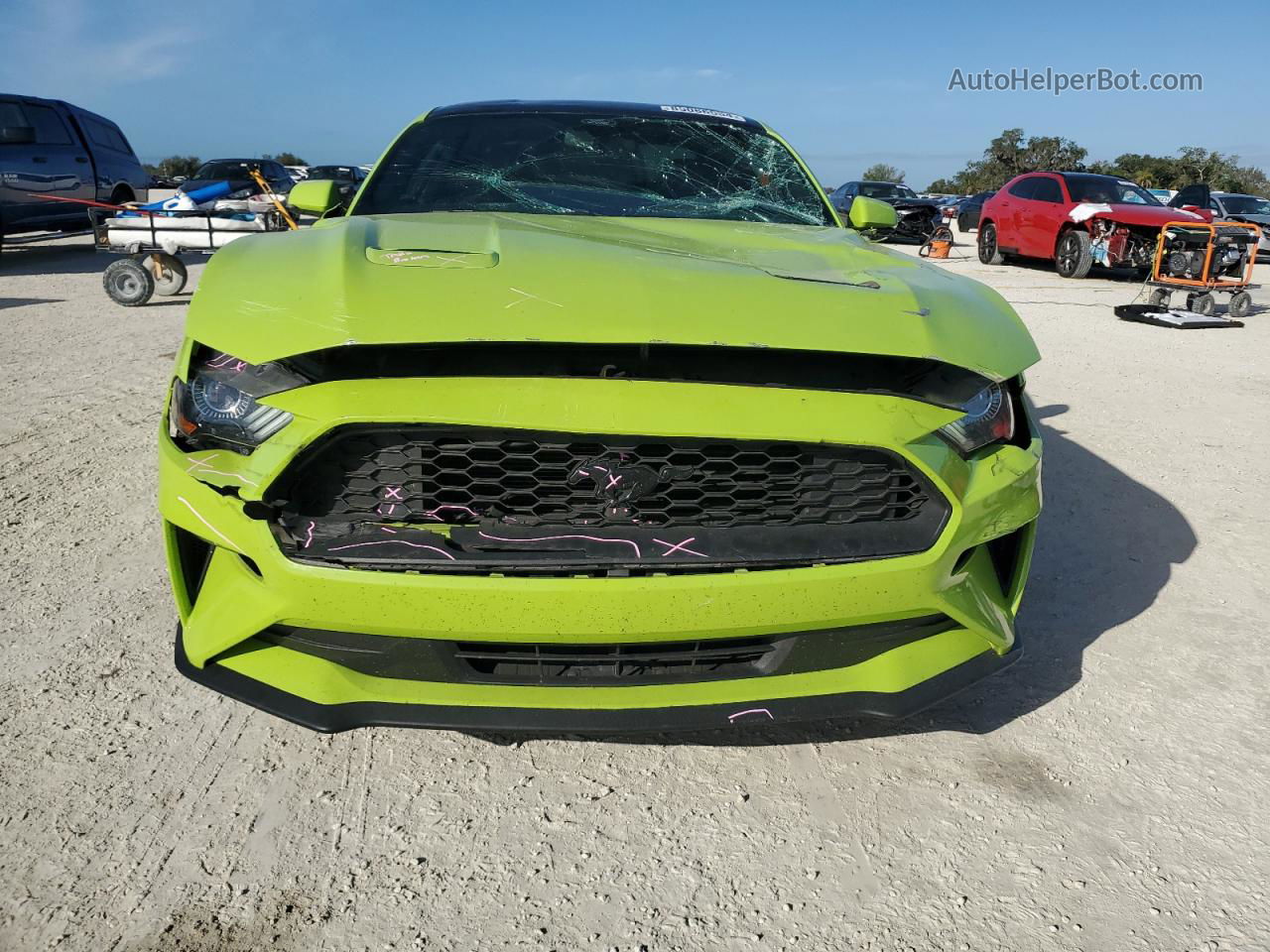 2020 Ford Mustang  Green vin: 1FA6P8THXL5121203