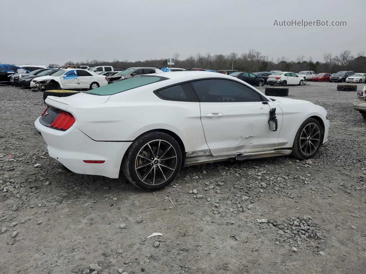 2020 Ford Mustang  White vin: 1FA6P8THXL5153634
