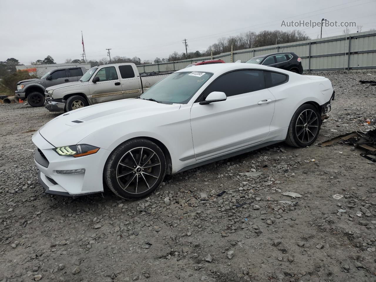 2020 Ford Mustang  White vin: 1FA6P8THXL5153634