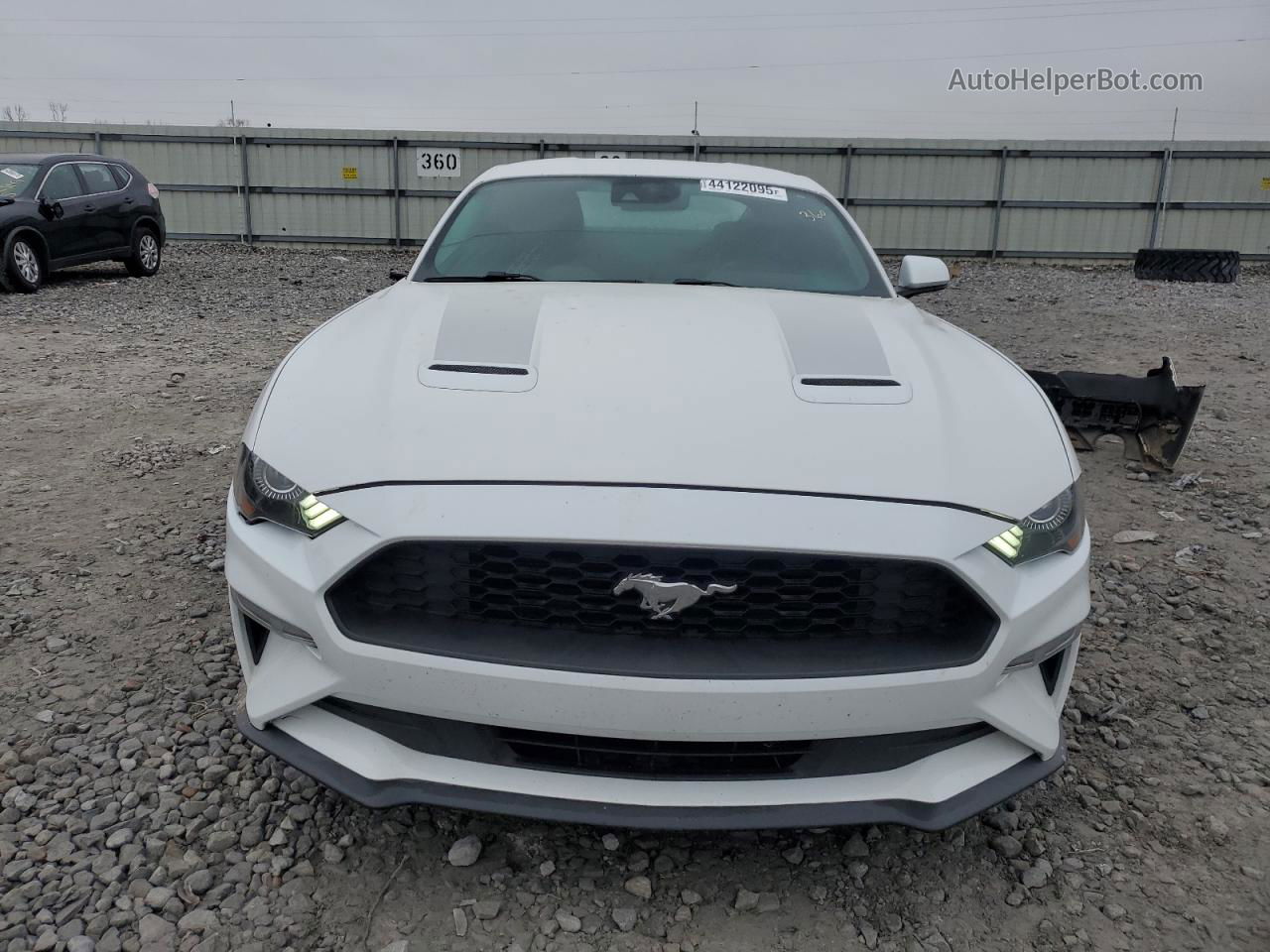 2020 Ford Mustang  White vin: 1FA6P8THXL5153634